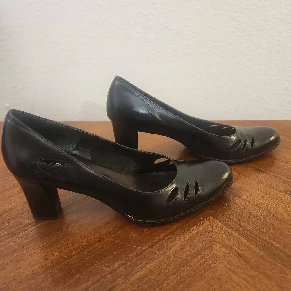 Etienne Aigner Ville Pumps